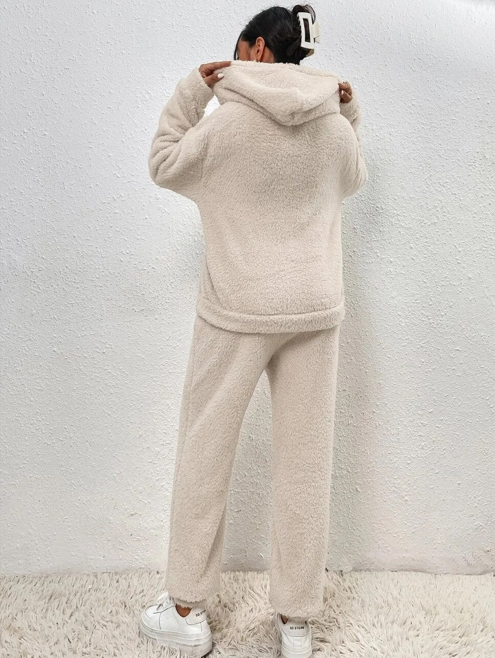 Sienna Teddy Loungewear Set – Warm, Zacht & Stijlvol